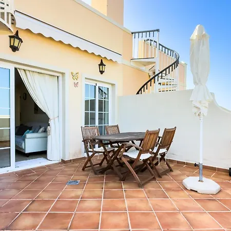 In With Panoramic Views Apartament