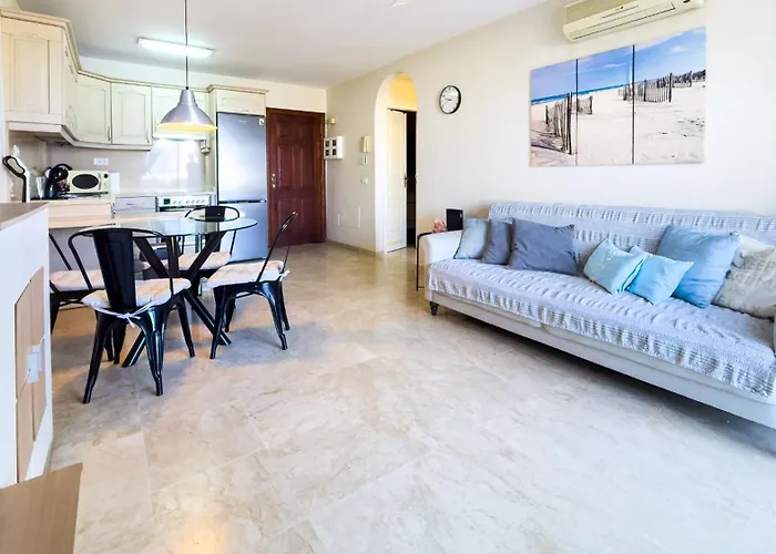 In With Panoramic Views Apartment