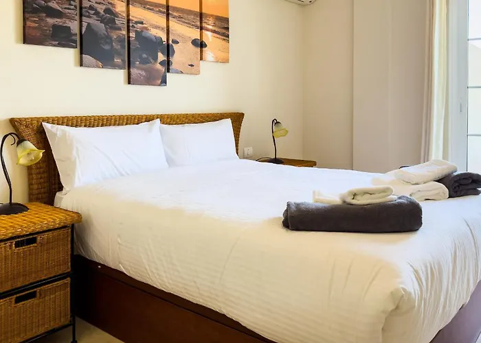 In With Panoramic Views