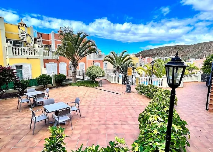 In With Panoramic Views *