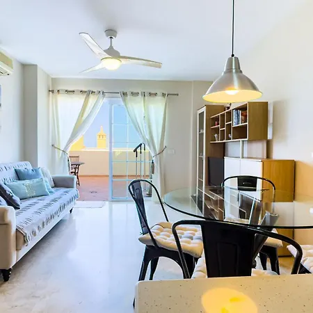 In With Panoramic Views Apartman *